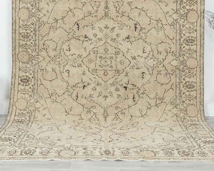Multicolor Turkish Oushak Rug 6'2" x 10'1" Hand-Knotted | No. VR15892