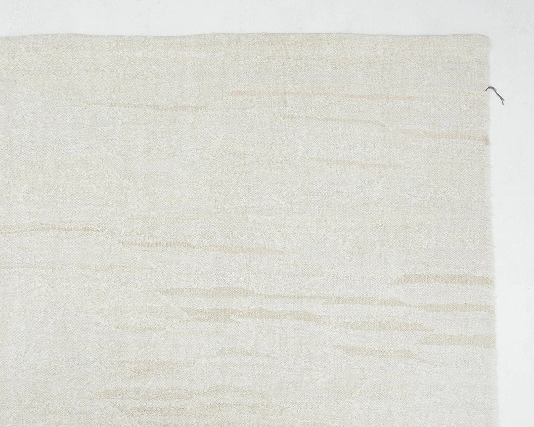 White Turkish Kilim Rug 8' 6" x 11' 2" Flat-Weave | No. VR16042