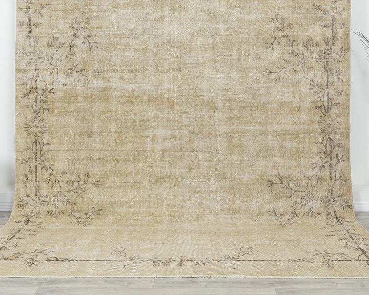 Beige Turkish Oushak Rug 6'8" x 9'6" Hand-Knotted | No. VR16053