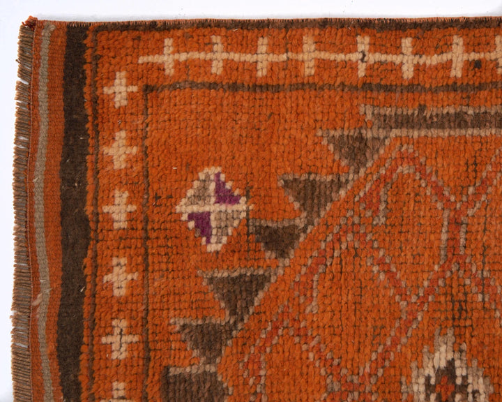 Runner Rug 2' 7" x 13' 8" | No. VR16076