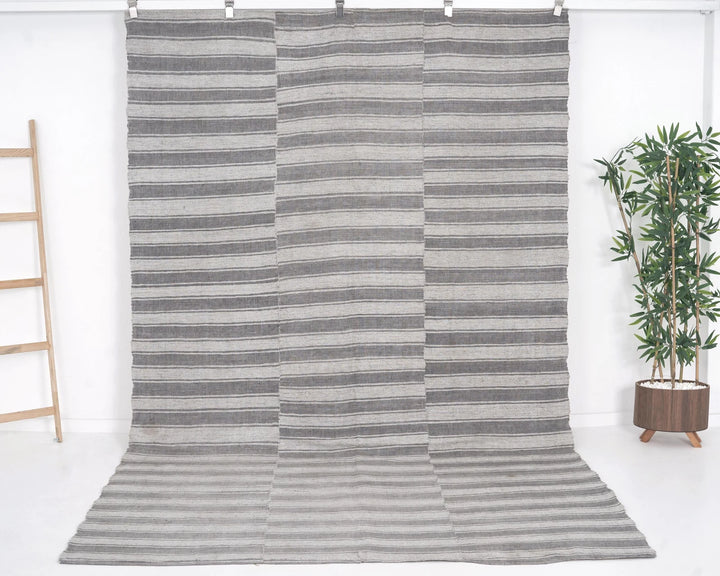 Neutral Kilim Rug 6' 5" x 9' 11" | No. VR16824