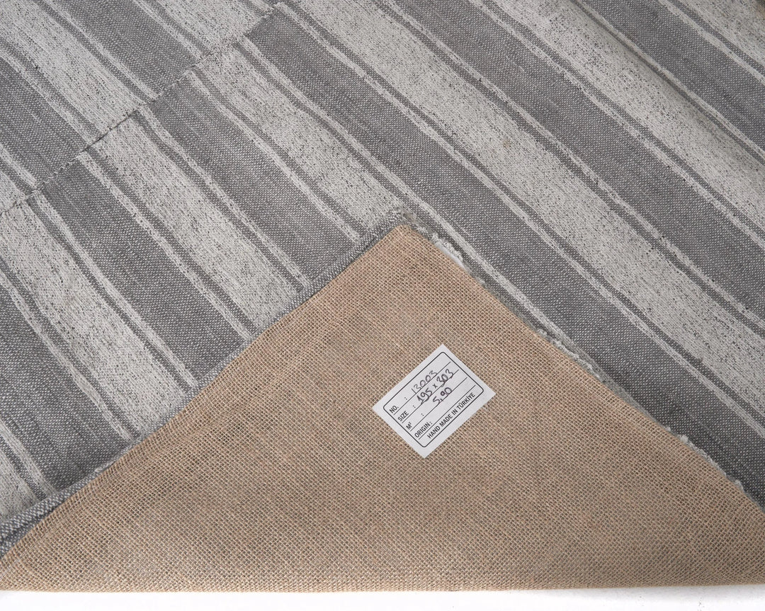 Neutral Kilim Rug 6' 5" x 9' 11" | No. VR16824