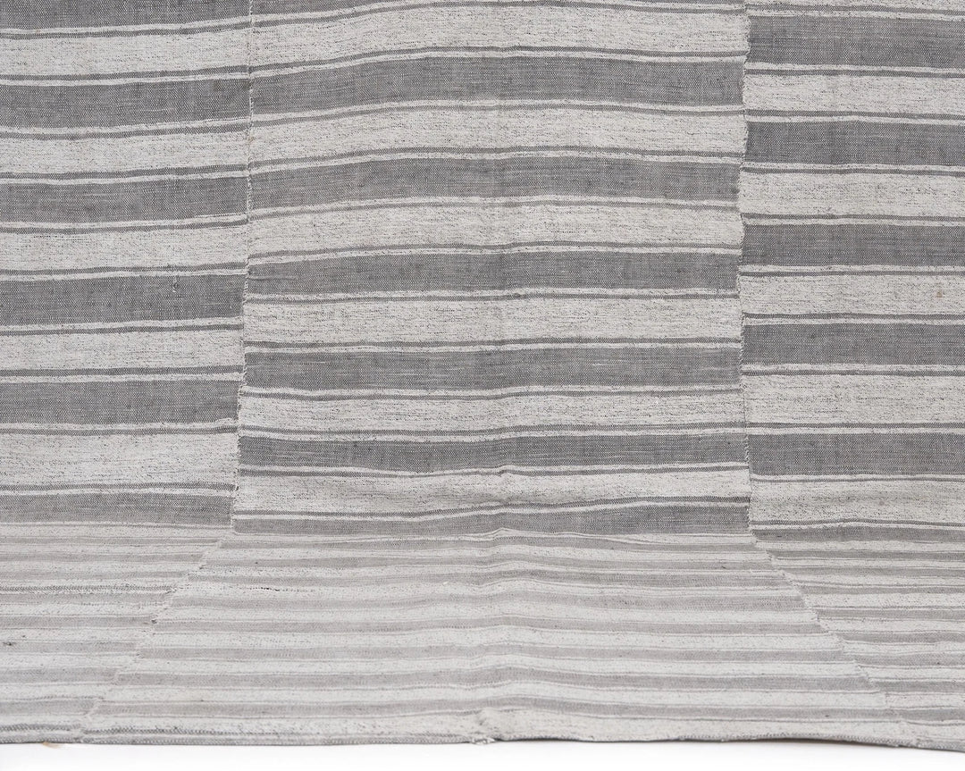 Neutral Kilim Rug 6' 5" x 9' 11" | No. VR16824