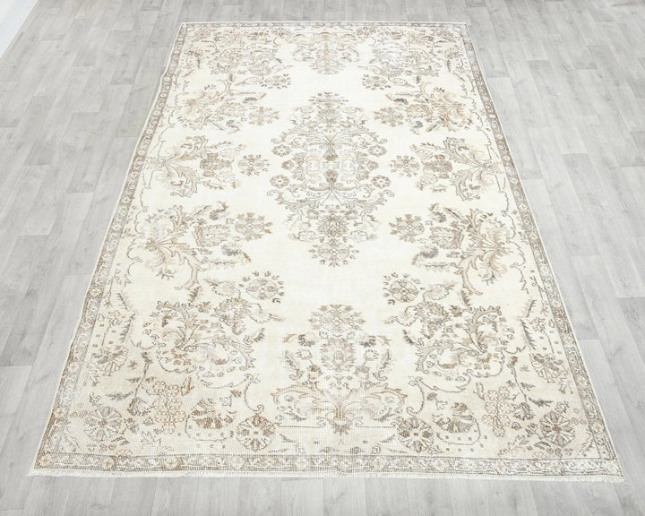 Beige Turkish Oushak Rug 5'11" x 9'4" Hand-Knotted | No. VR16844