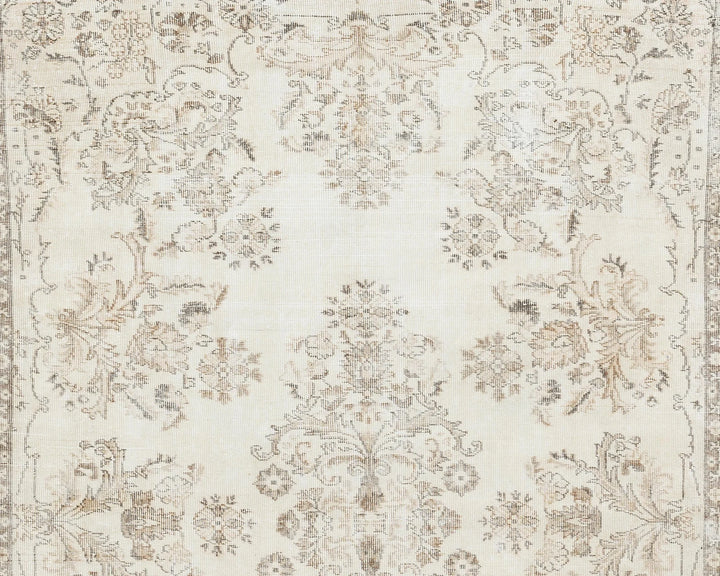 Beige Turkish Oushak Rug 5'11" x 9'4" Hand-Knotted | No. VR16844