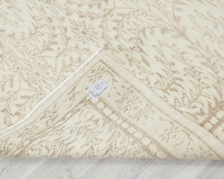 Beige Turkish Oushak Rug 4'7" x 7'7" Hand-Knotted | No. VR16893