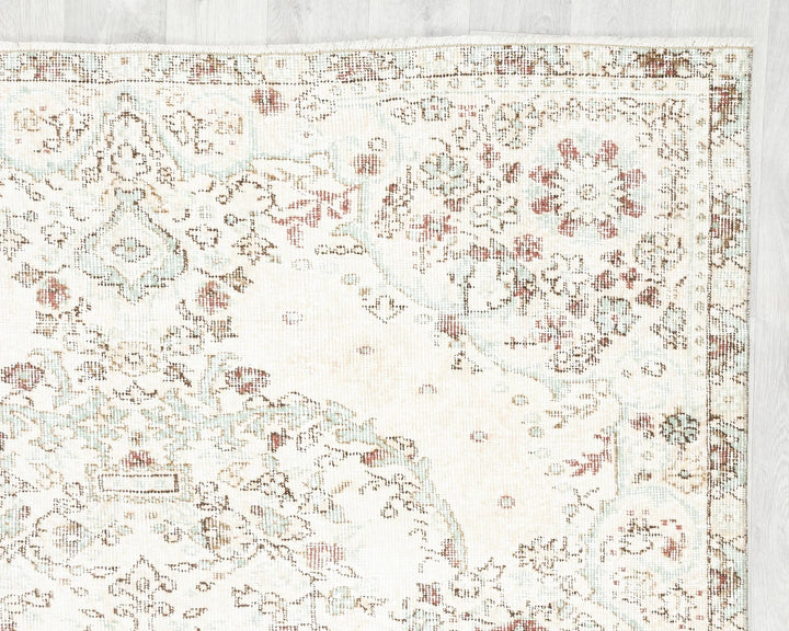 Beige Turkish Oushak Rug 5' 2" x 8' 11" Hand-Knotted | No. VR16926