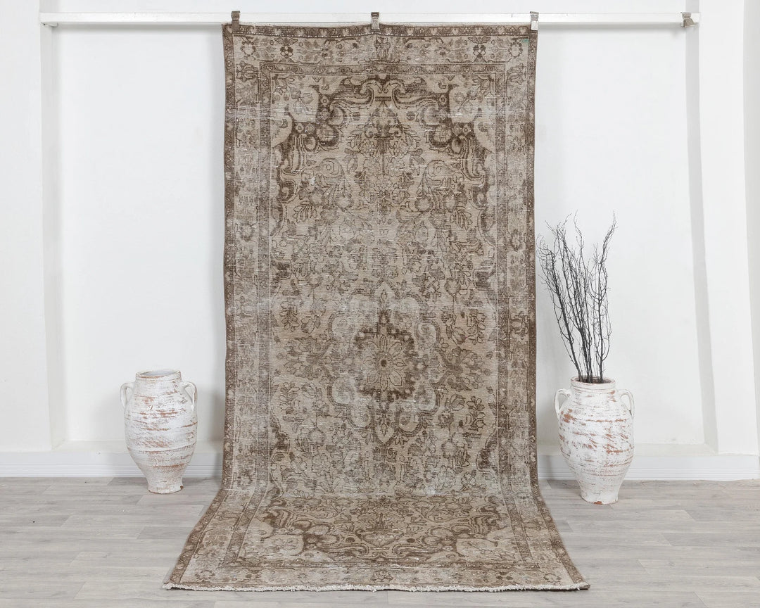 Multicolor Turkish Vintage Rug 4'9" x 9'11" Hand-Knotted | No. VR17175