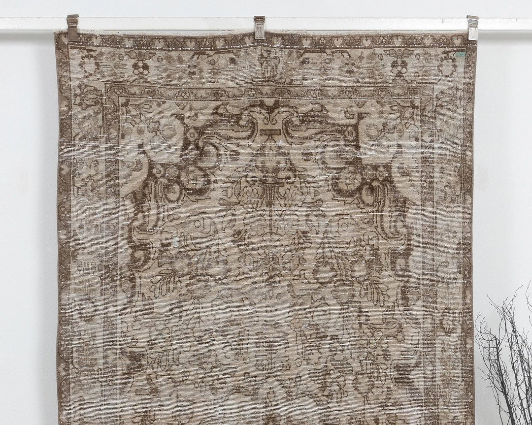 Multicolor Turkish Vintage Rug 4'9" x 9'11" Hand-Knotted | No. VR17175