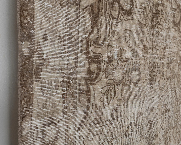 Multicolor Turkish Vintage Rug 4'9" x 9'11" Hand-Knotted | No. VR17175