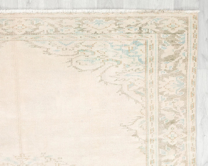 Beige Turkish Oushak Rug 5' 7" x 9' 5" Hand-Knotted | No. VR17412