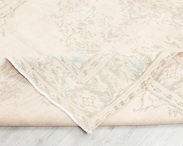 Beige Turkish Oushak Rug 5' 7" x 9' 5" Hand-Knotted | No. VR17412