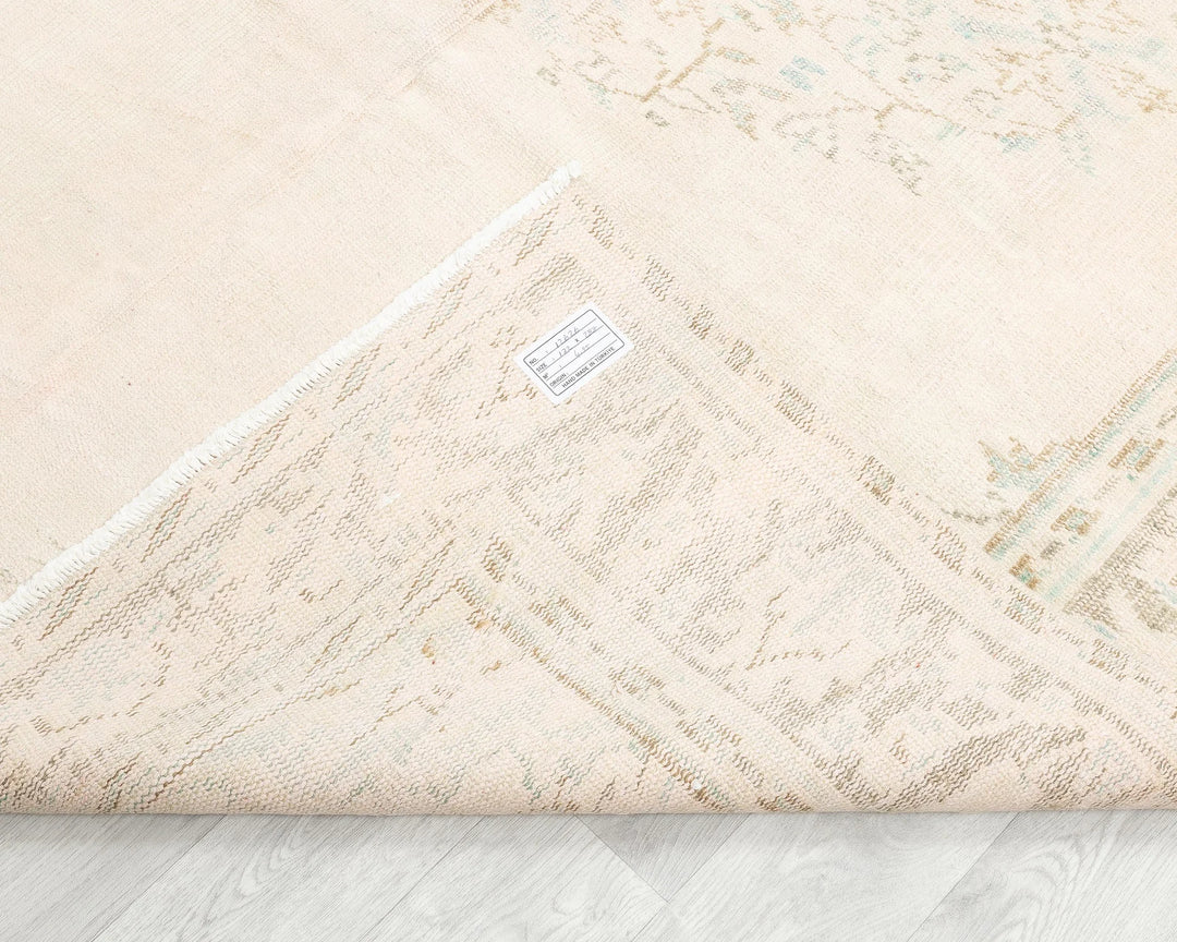Beige Turkish Oushak Rug 5' 7" x 9' 5" Hand-Knotted | No. VR17412