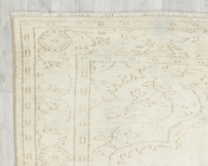Beige Turkish Oushak Rug 6'1" x 9'2" Hand-Knotted | No. VR17701