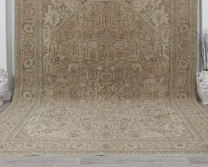 Beige Turkish Oushak Rug 9' 3" x 12' 8" Hand-Knotted detail