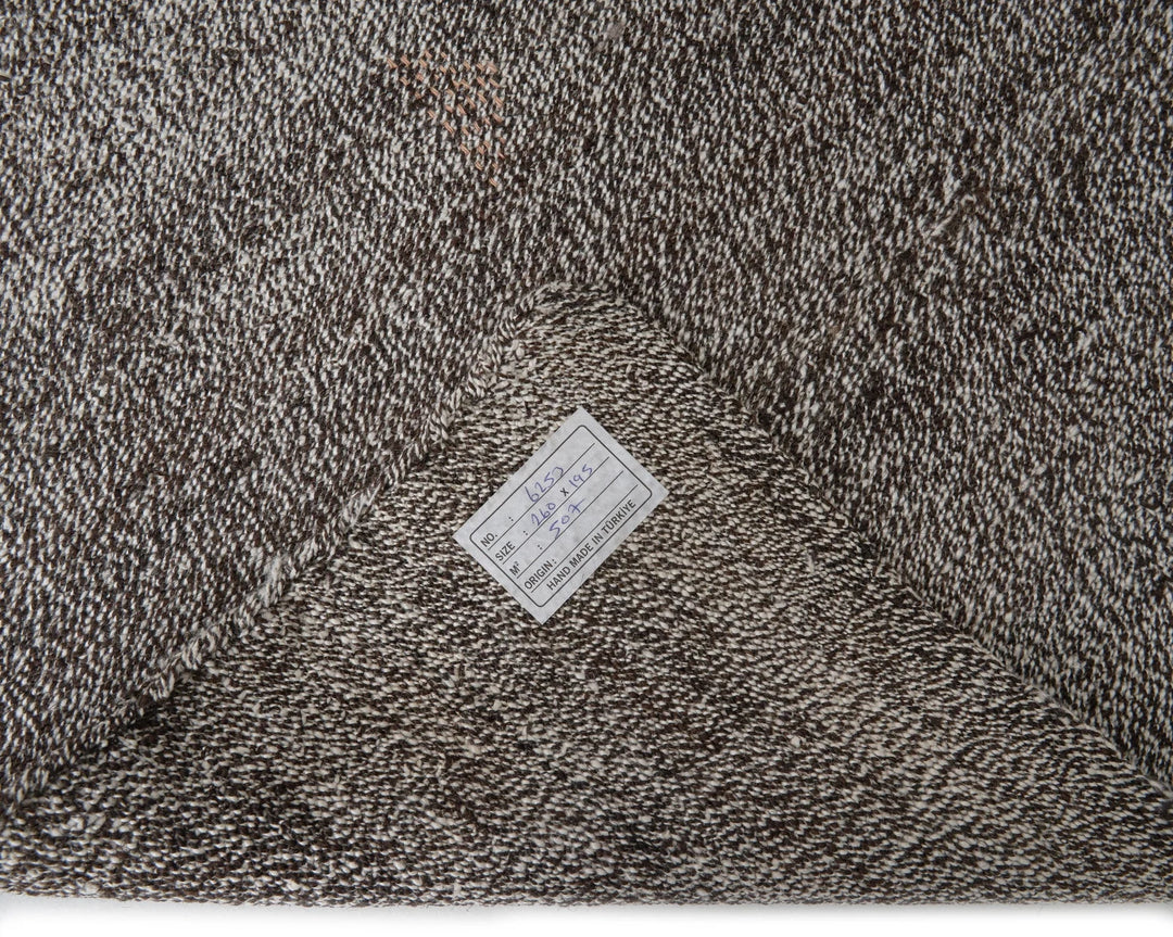 Gray Kilim Rug 6' 5" x 8' 6" | No. VR18148