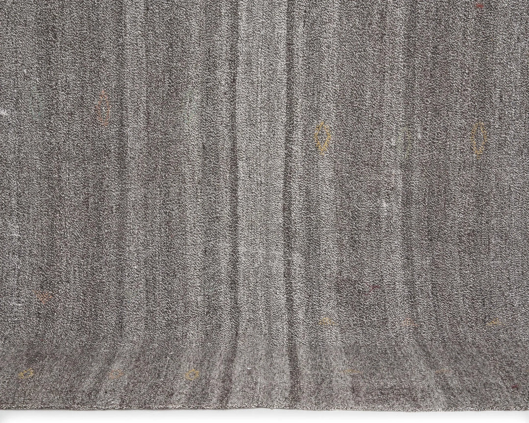 Gray Kilim Rug 6' 5" x 8' 6" | No. VR18148