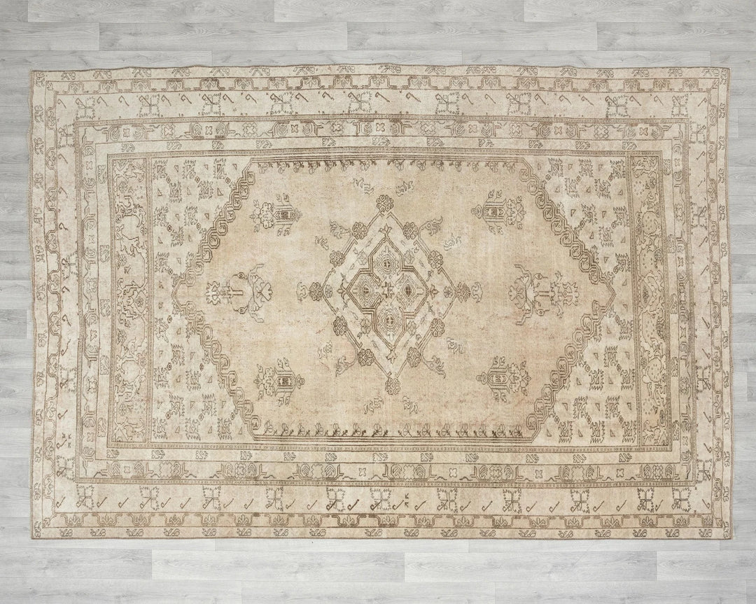 Multicolor Turkish Oriental Rug 6'7" x 9'2" Hand-Knotted | No. VR18215