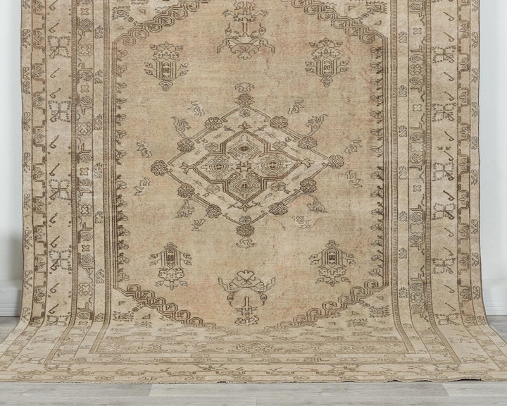 Multicolor Turkish Oriental Rug 6'7" x 9'2" Hand-Knotted | No. VR18215