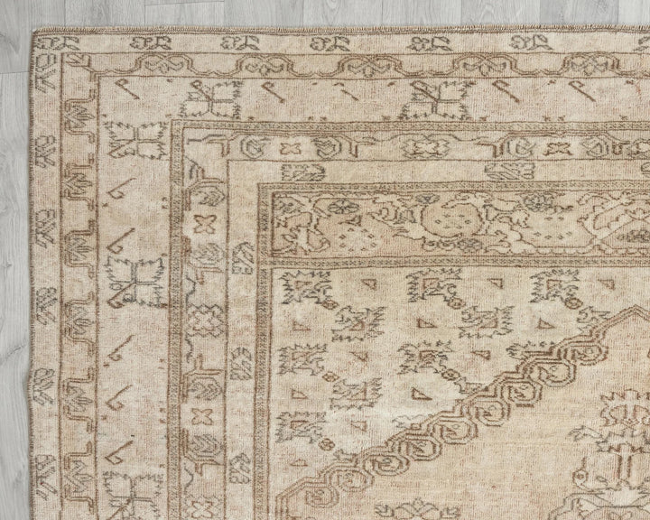 Multicolor Turkish Oriental Rug 6'7" x 9'2" Hand-Knotted | No. VR18215