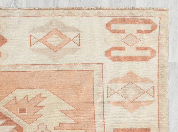 Multicolor Turkish Oushak Rug 5' 9" x 7' 7" Hand-Knotted pattern