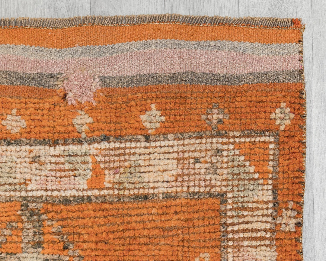 Faded Runner Rug 2' 10" x 12' 6" | No. VR18373
