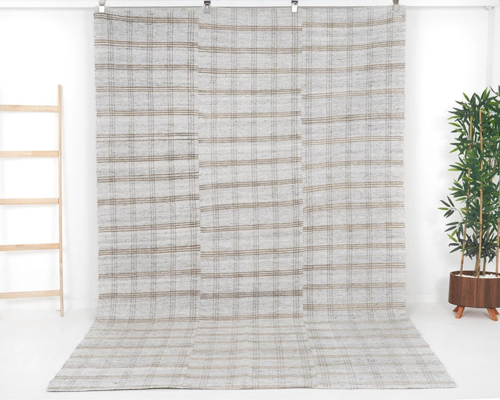 Gray Turkish Kilim Rug 6' 4" x 9' 10" Flat-Weave | No. VR18451