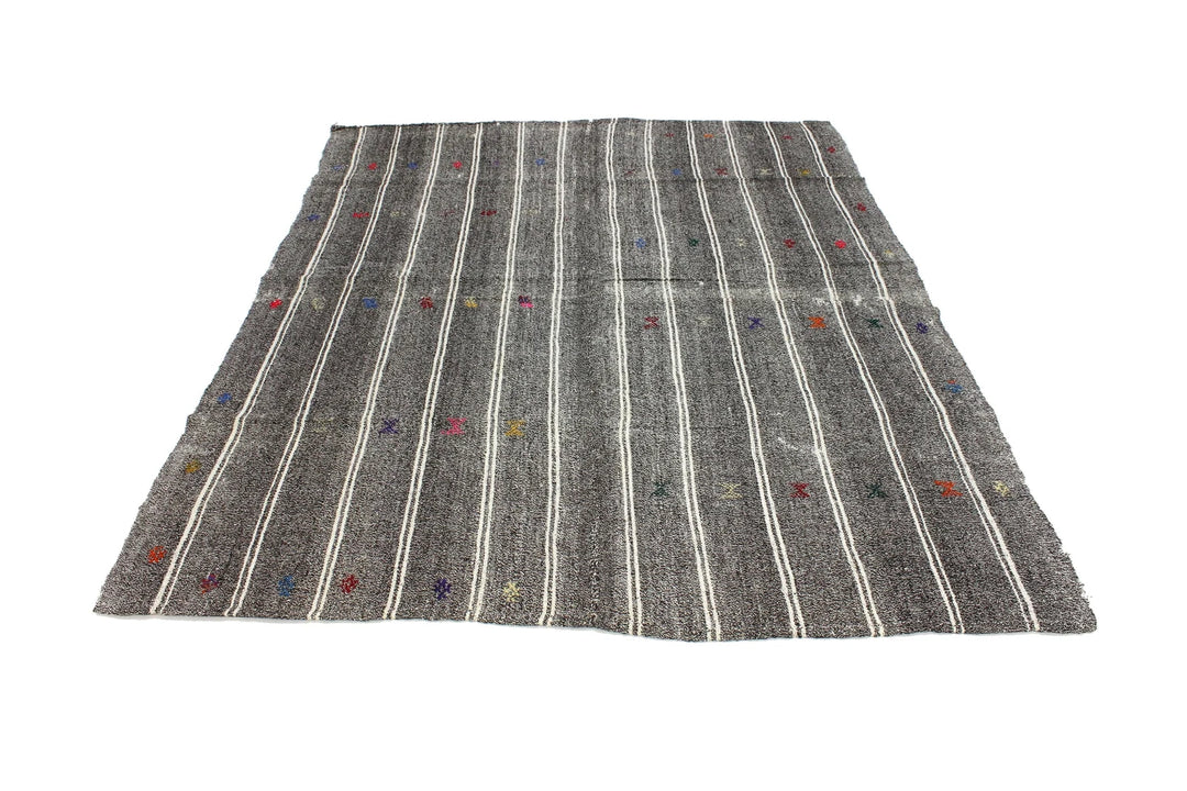 Gray Kilim Rug 5' 7" x 7' 1" | No. VR18558