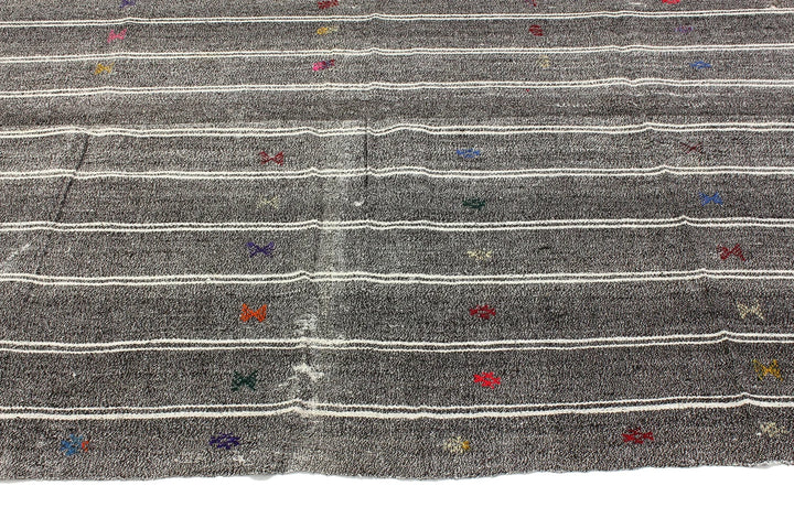 Gray Kilim Rug 5' 7" x 7' 1" | No. VR18558