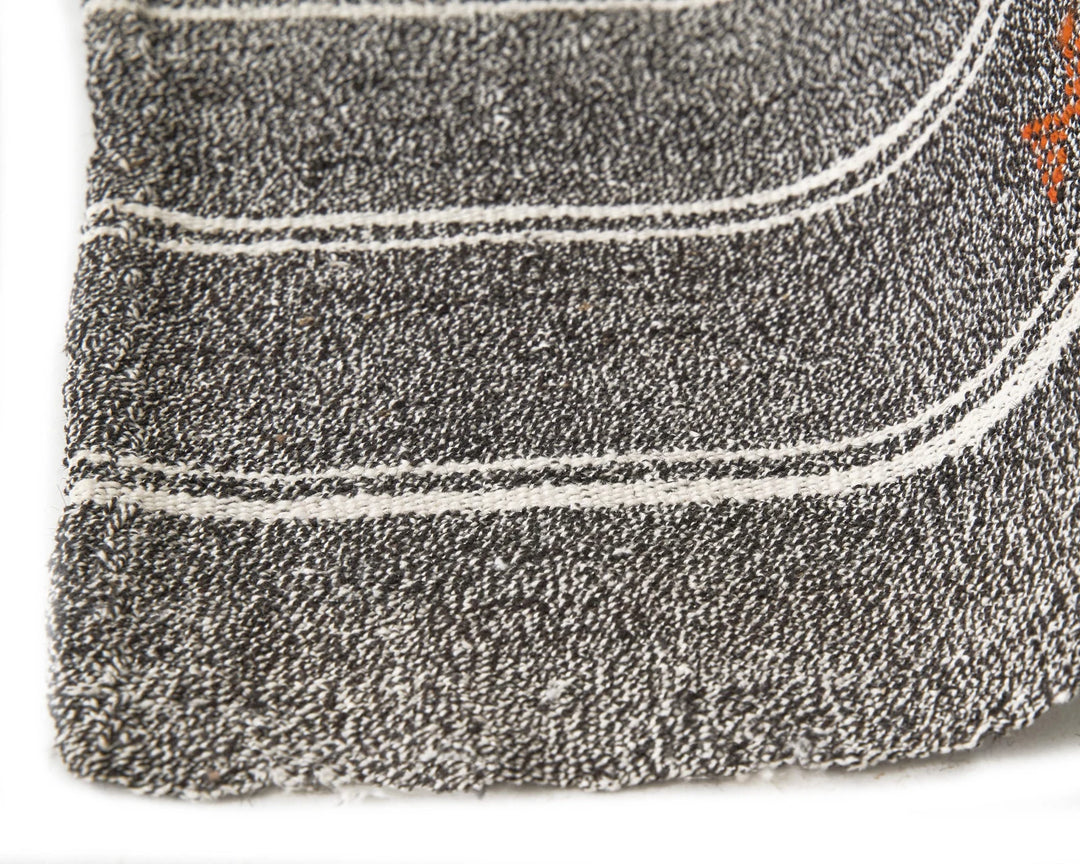 Gray Kilim Rug 5' 7" x 7' 1" | No. VR18558