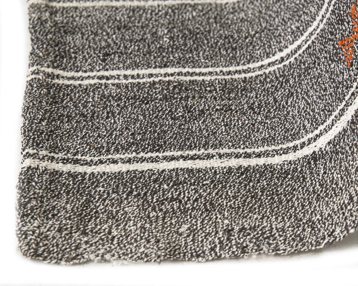 Gray Kilim Rug 5' 7" x 7' 1" | No. VR18558