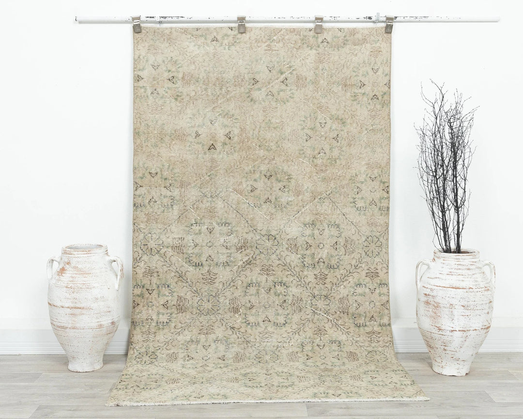 Oushak Rug 4' x 6' 10" | No. VR18613