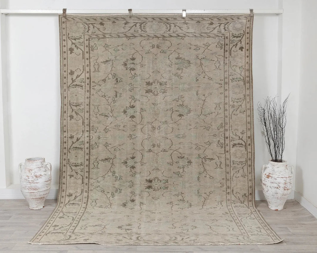 Beige Turkish Oushak Rug 7' 1" x 9' 7" Hand-Knotted | No. VR18695