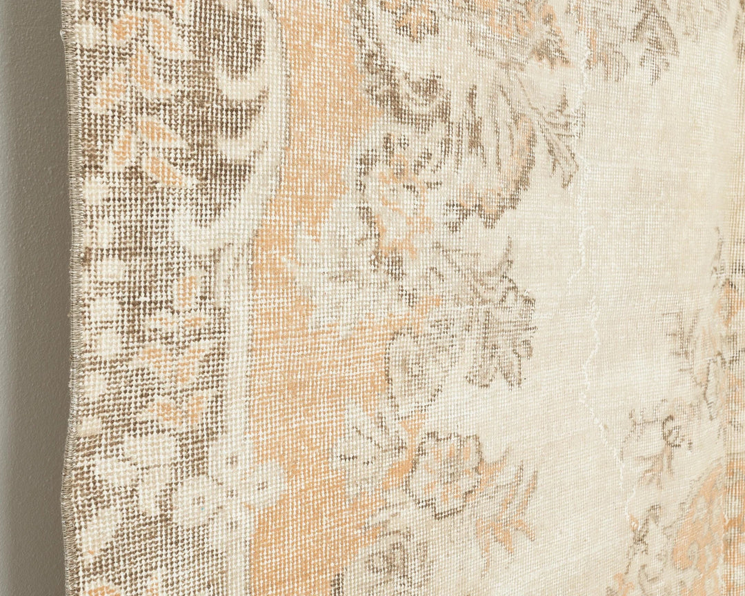 Neutral Oushak Rug 6' 4" x 10' | No. VR18719
