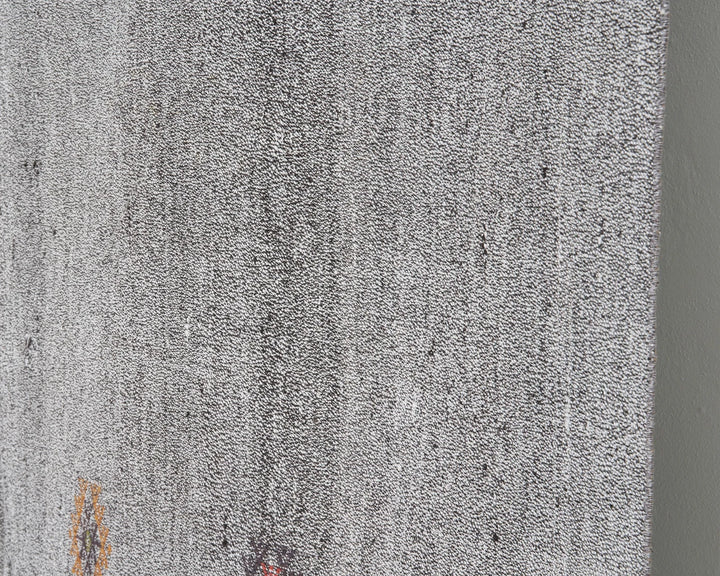 Gray Kilim Rug 6' 10" x 8' 2" | No. VR18902