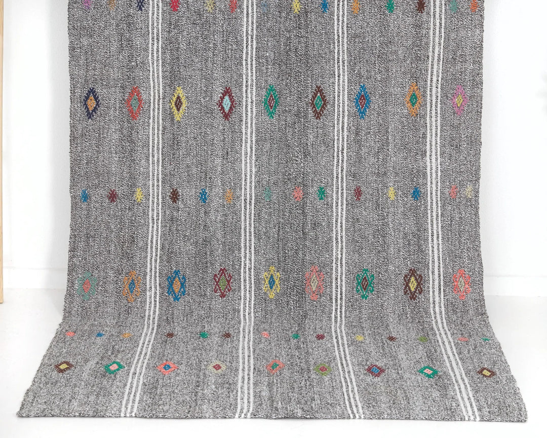 Gray Turkish Kilim Rug 3' 11" x 9' Flat-Weave | No. VR19040