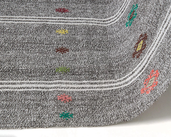 Gray Turkish Kilim Rug 3' 11" x 9' Flat-Weave | No. VR19040