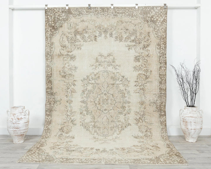 Beige Turkish Oushak Rug 6' 4" x 9' 11" Hand-Knotted | No. VR19123
