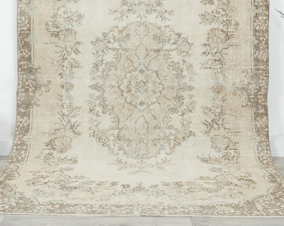 Beige Turkish Oushak Rug 6' 4" x 9' 11" Hand-Knotted | No. VR19123