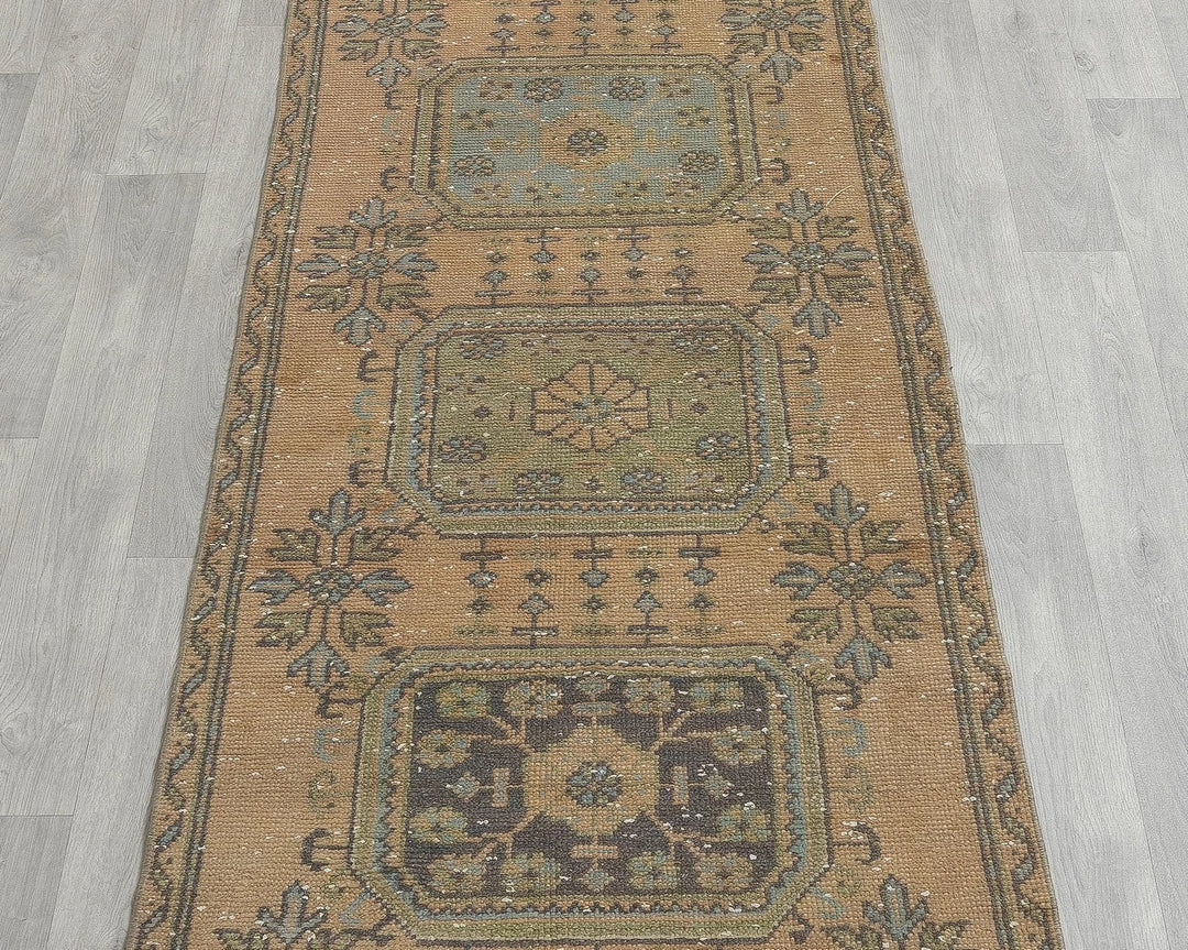 Multicolor Turkish Vintage Rug 2'9" x 10'6" Hand-Knotted view 9