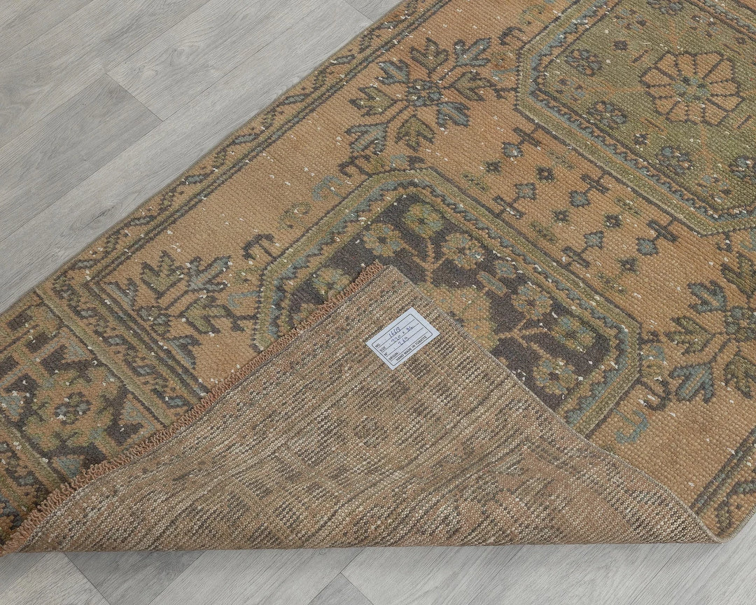 Multicolor Turkish Vintage Rug 2'9" x 10'6" Hand-Knotted field