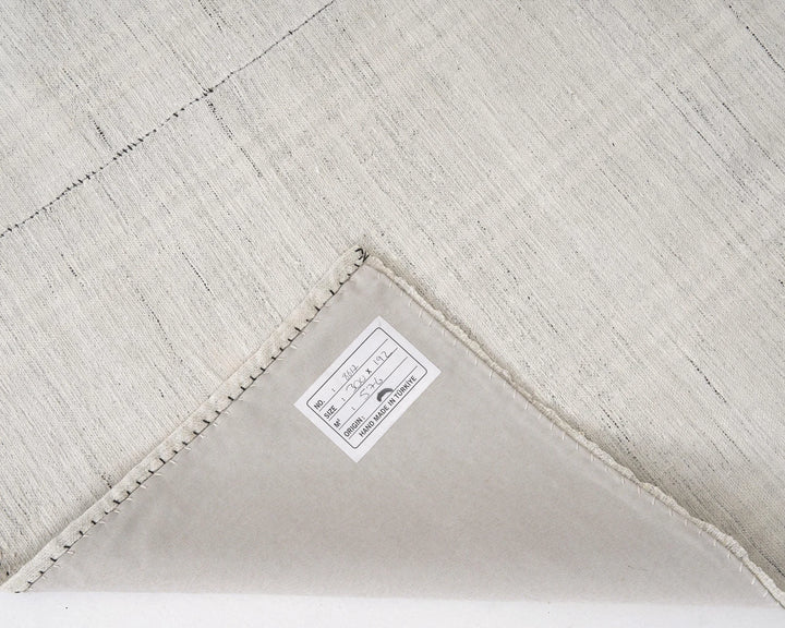 White Turkish Kilim Rug 6' 4" x 9' 10" Flat-Weave | No. VR20037