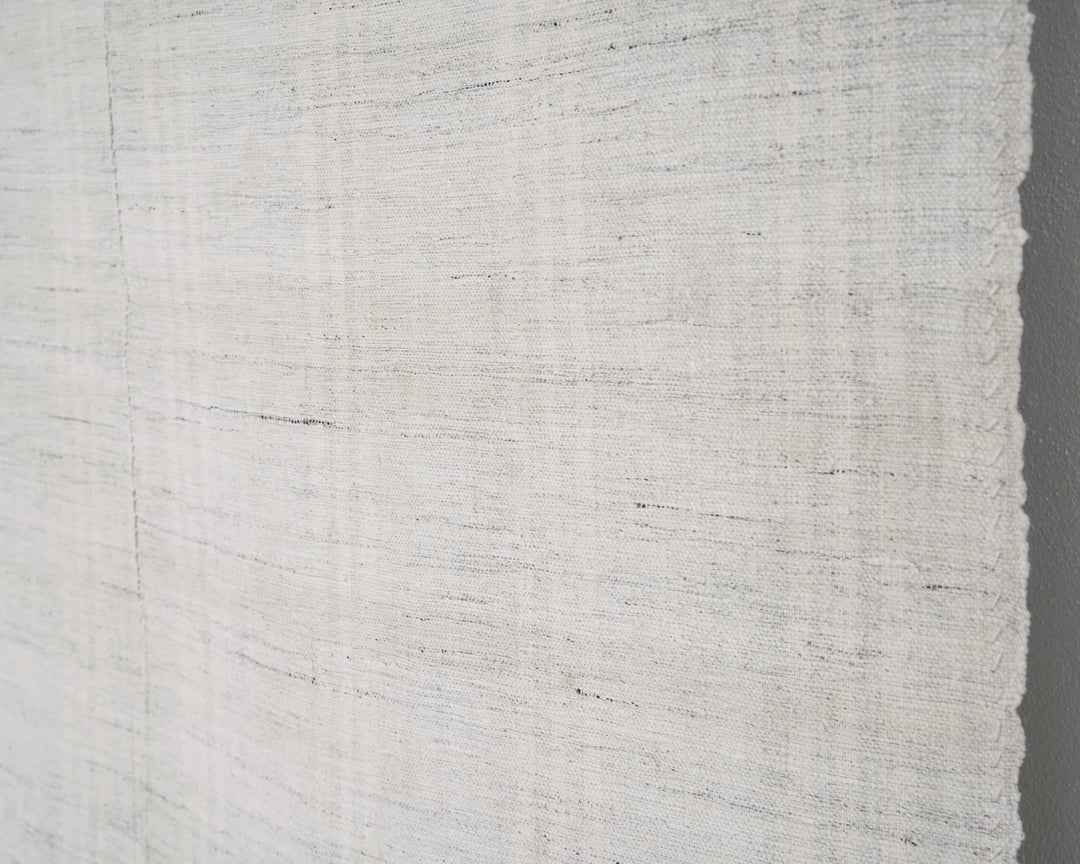 White Kilim Rug 6' 4" x 9' 10" | No. VR20037