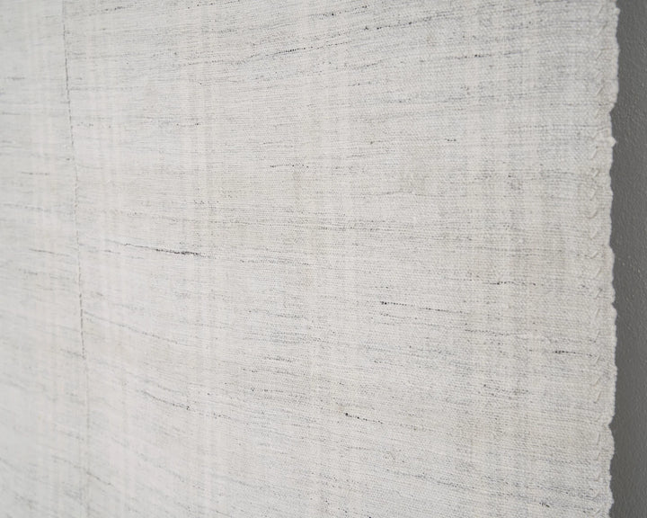 White Kilim Rug 6' 4" x 9' 10" | No. VR20037
