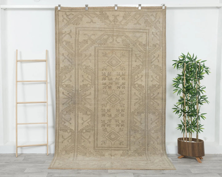 Beige Turkish Oushak Rug 5'1" x 8'2" Hand-Knotted | No. VR20050