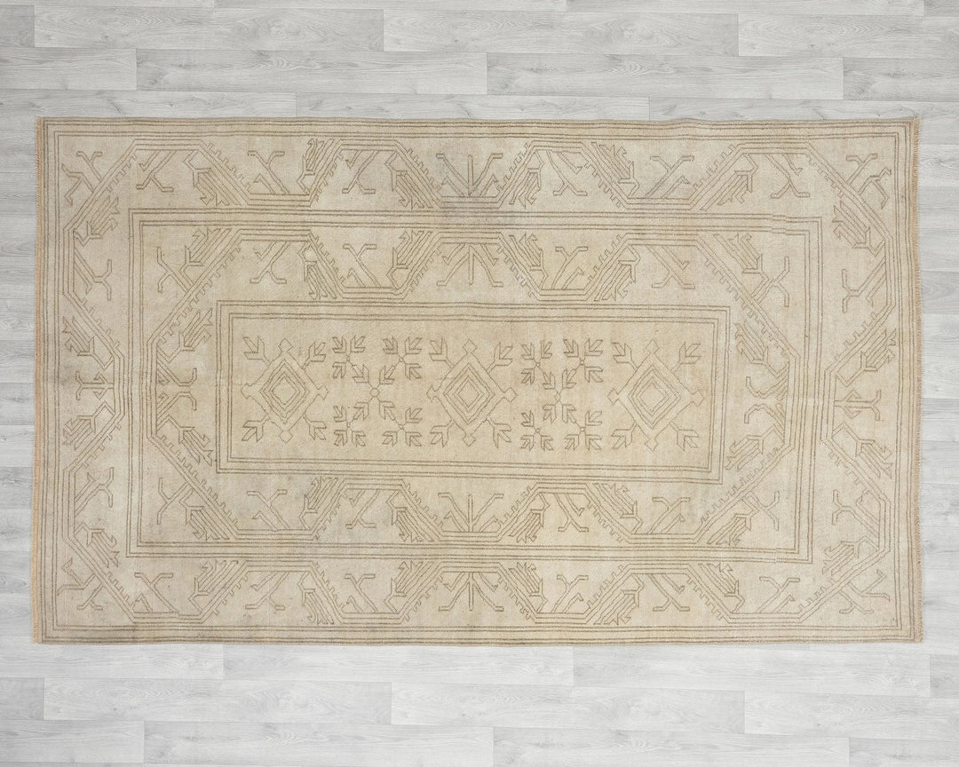 Beige Turkish Oushak Rug 5'1" x 8'2" Hand-Knotted | No. VR20050