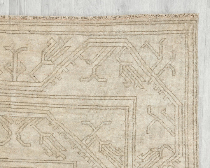 Beige Turkish Oushak Rug 5'1" x 8'2" Hand-Knotted | No. VR20050