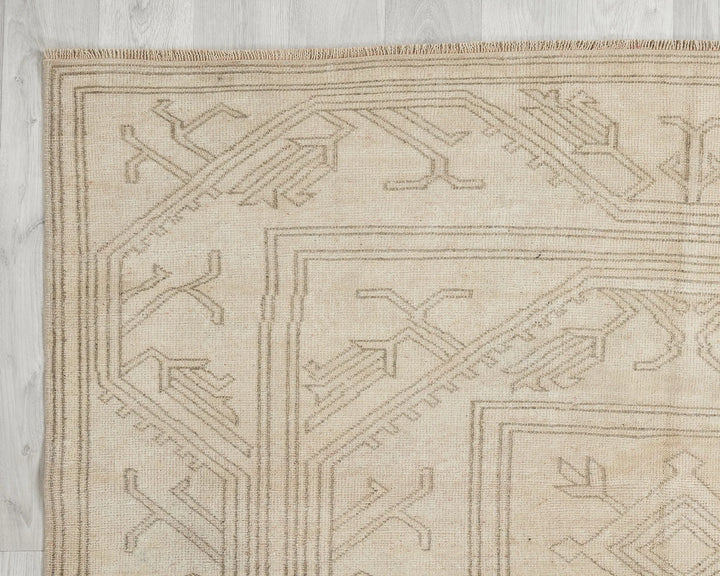 Beige Turkish Oushak Rug 5'1" x 8'2" Hand-Knotted | No. VR20050