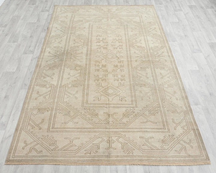 Beige Turkish Oushak Rug 5'1" x 8'2" Hand-Knotted | No. VR20050