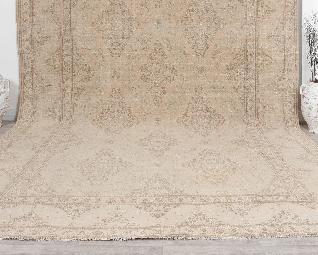 Beige Turkish Oushak Rug 10' x 13' Hand-Knotted | No. VR20077